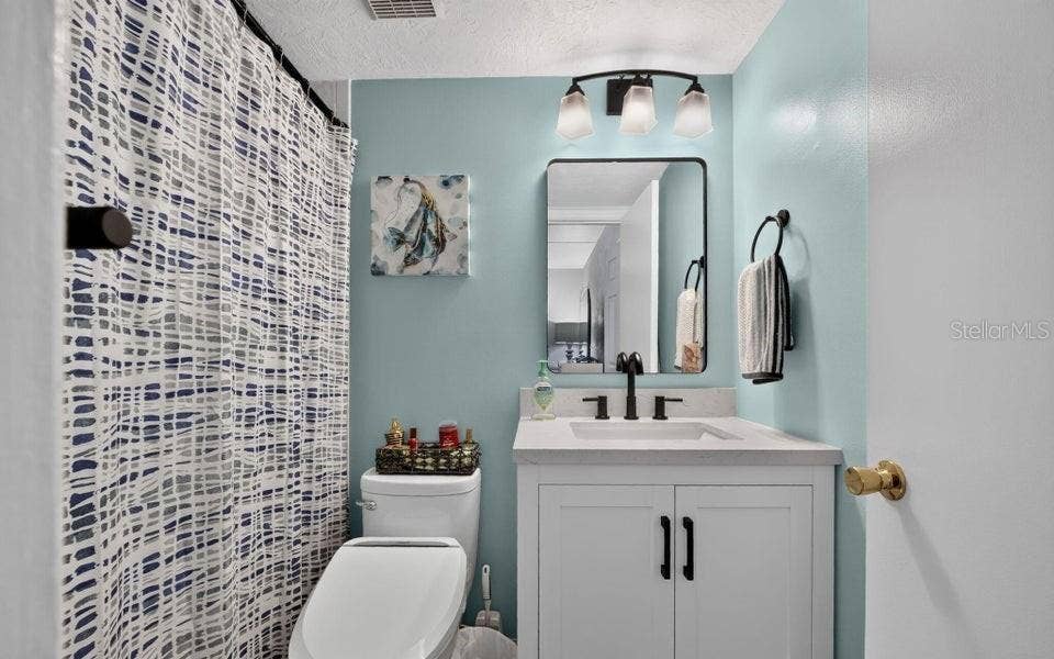 2700 OCEAN SHORE BOULEVARD, #208, Ormond Beach, FL 32176 2700 OCEAN SHORE BOULEVARD, #208, Ormond Beach, FL 32176