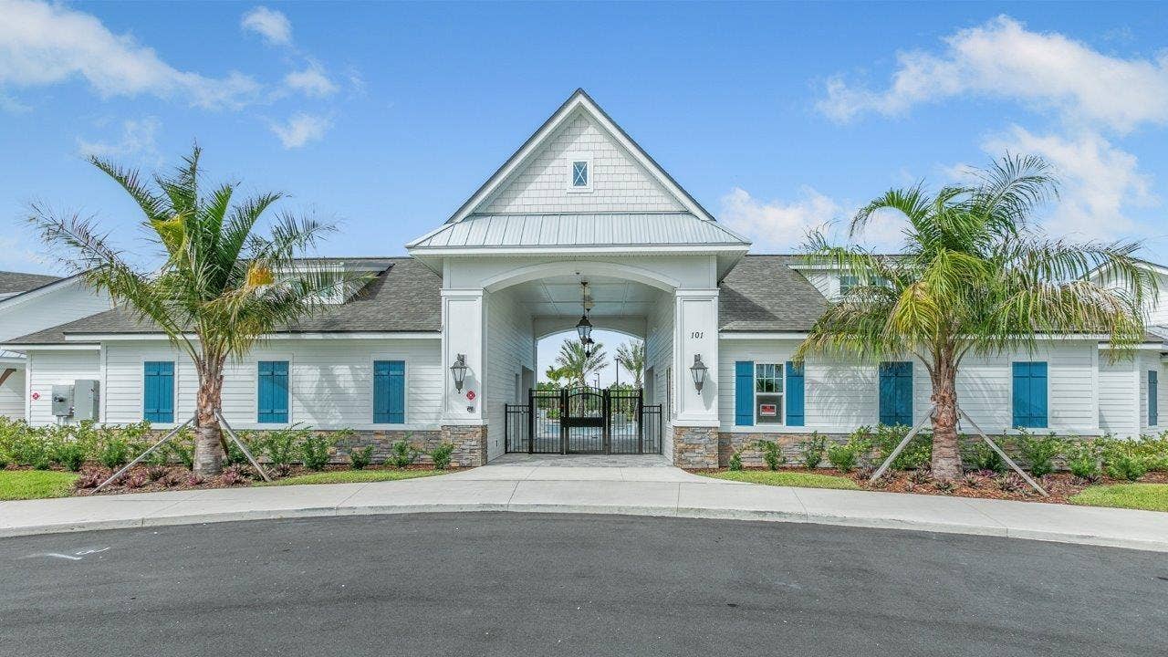 118 HULETT WOODS ROAD, Palm Coast, FL 32137 118 HULETT WOODS ROAD, Palm Coast, FL 32137