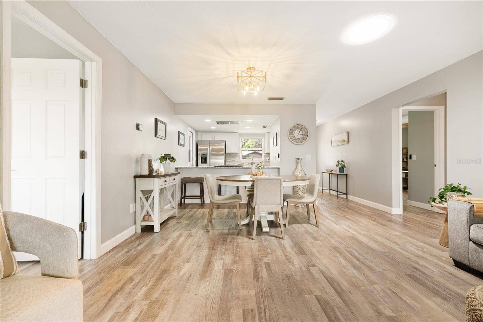 38 LAUREL OAKS CIRCLE, Ormond Beach, FL 32174 38 LAUREL OAKS CIRCLE, Ormond Beach, FL 32174