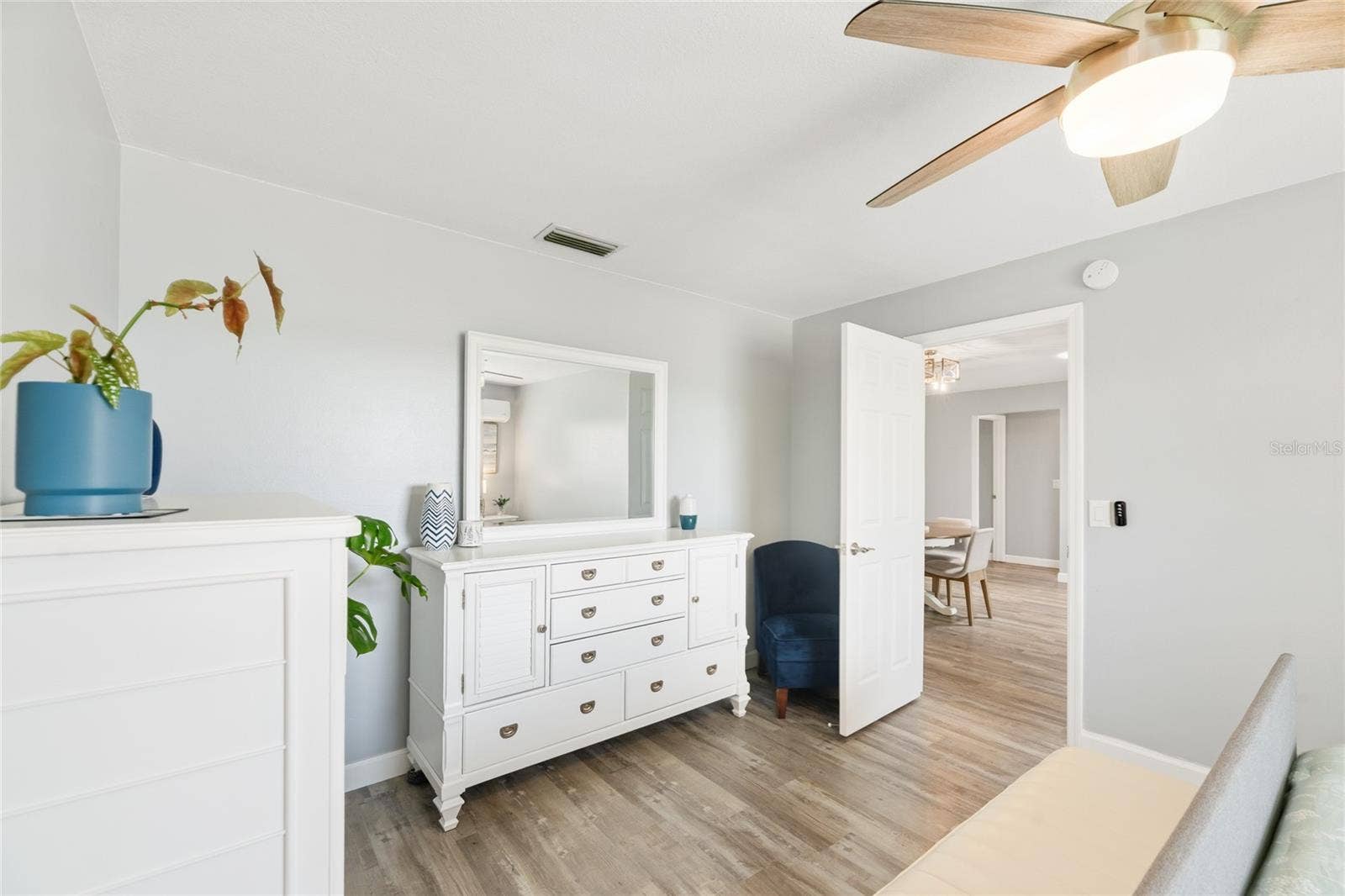 38 LAUREL OAKS CIRCLE, Ormond Beach, FL 32174 38 LAUREL OAKS CIRCLE, Ormond Beach, FL 32174