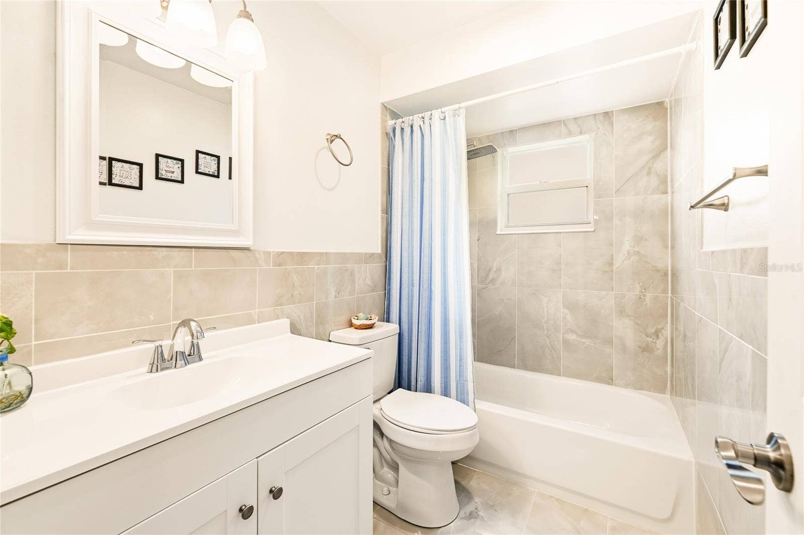 38 LAUREL OAKS CIRCLE, Ormond Beach, FL 32174 38 LAUREL OAKS CIRCLE, Ormond Beach, FL 32174