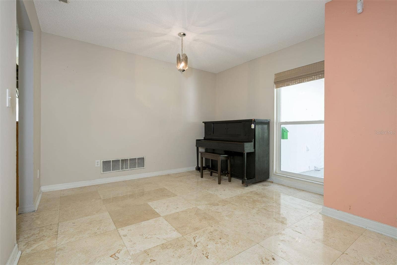 30 FERNHAM LANE, Palm Coast, FL 32137