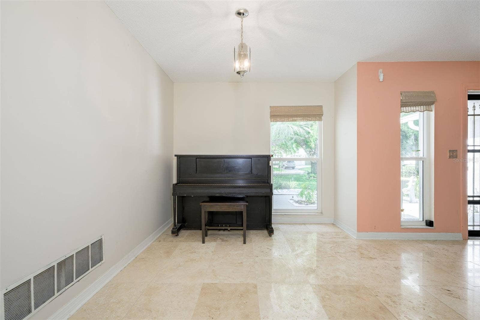 30 FERNHAM LANE, Palm Coast, FL 32137