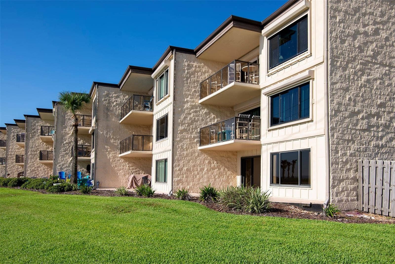 2600 OCEAN SHORE BOULEVARD, #111, Ormond Beach, FL 32176
