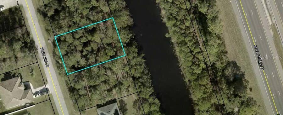 Property photo for 17 PRETORIA LANE, Palm Coast, FL