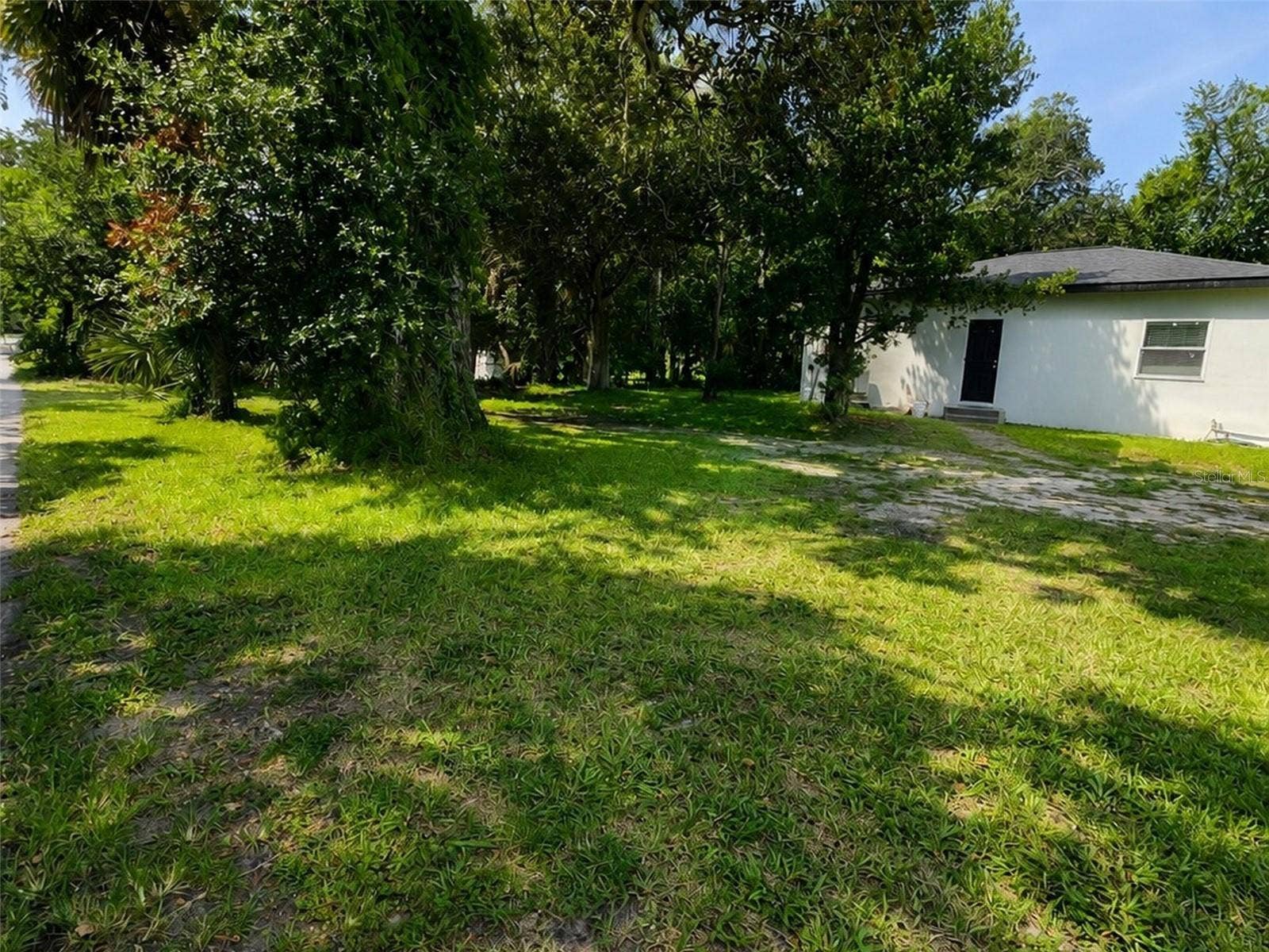 547 LIVE OAK AVENUE, Daytona Beach, FL 32114 547 LIVE OAK AVENUE, Daytona Beach, FL 32114