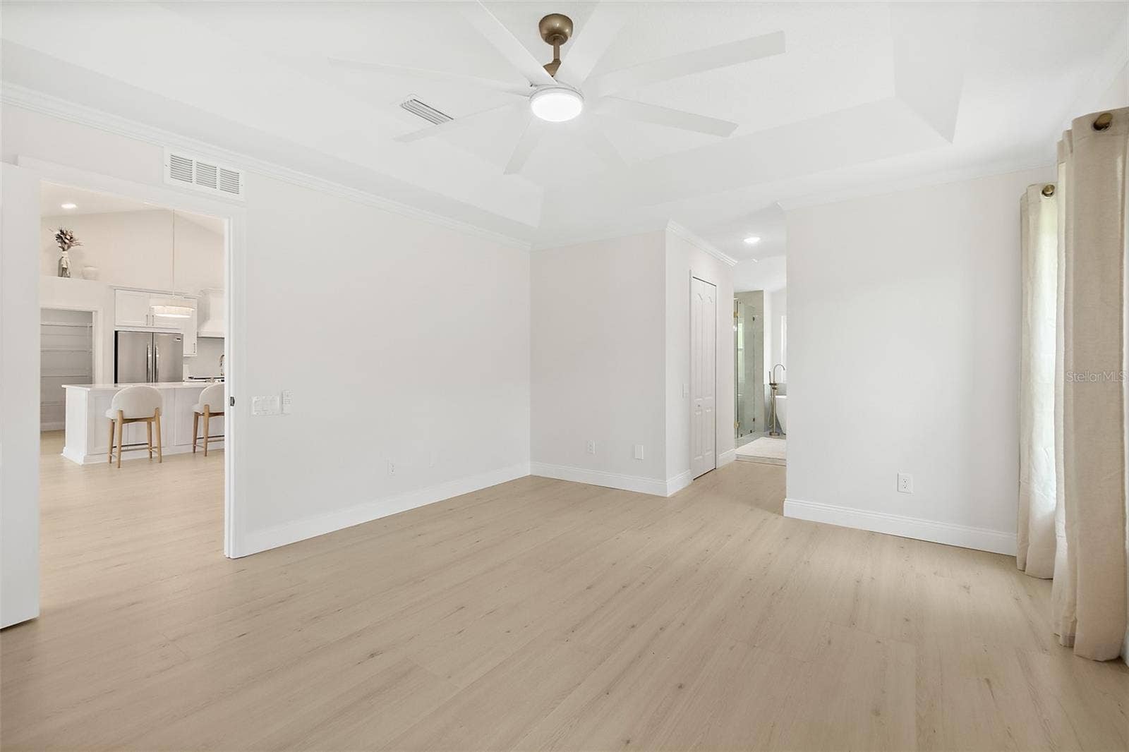 10 SOUTHERN TRACE BOULEVARD, Ormond Beach, FL 32174 10 SOUTHERN TRACE BOULEVARD, Ormond Beach, FL 32174