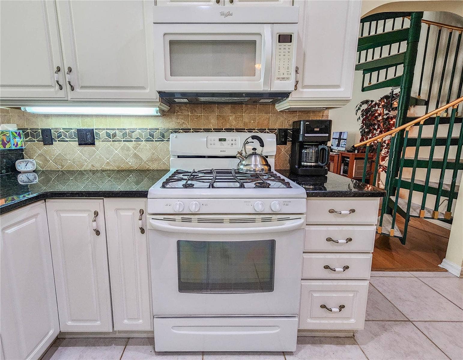 1308 WICKLOW LANE, Ormond Beach, FL 32174 1308 WICKLOW LANE, Ormond Beach, FL 32174