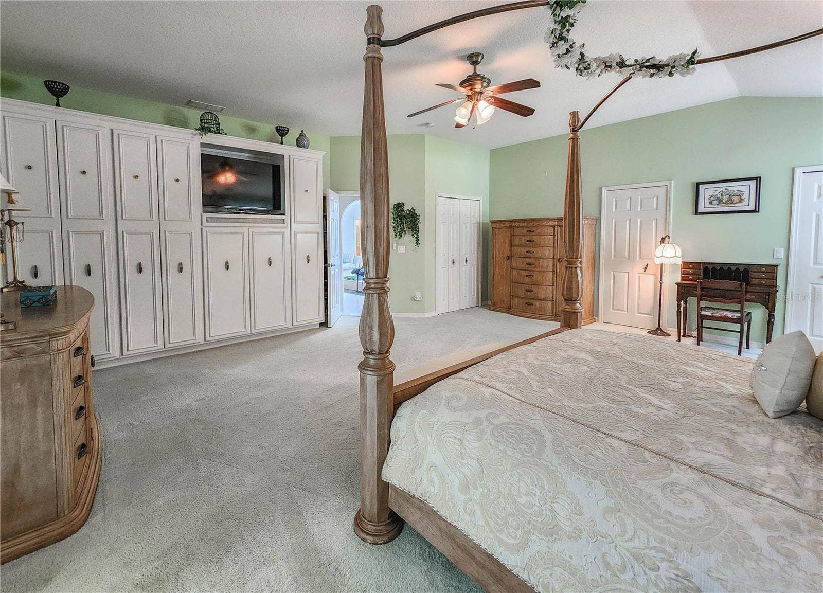 1308 WICKLOW LANE, Ormond Beach, FL 32174 1308 WICKLOW LANE, Ormond Beach, FL 32174