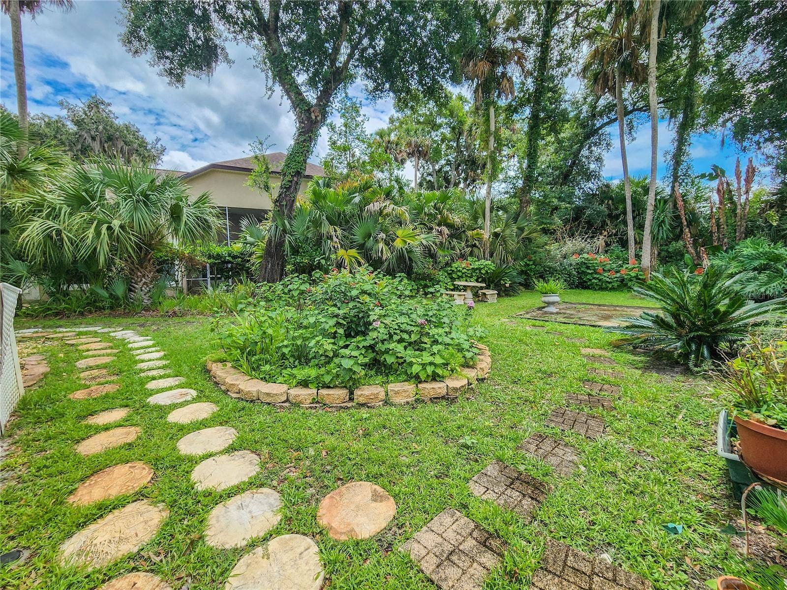 1308 WICKLOW LANE, Ormond Beach, FL 32174 1308 WICKLOW LANE, Ormond Beach, FL 32174