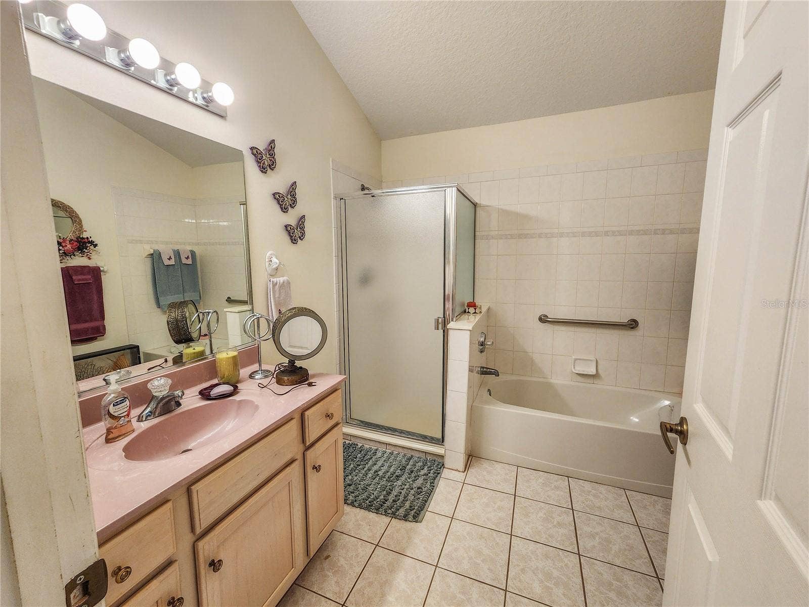 1308 WICKLOW LANE, Ormond Beach, FL 32174 1308 WICKLOW LANE, Ormond Beach, FL 32174