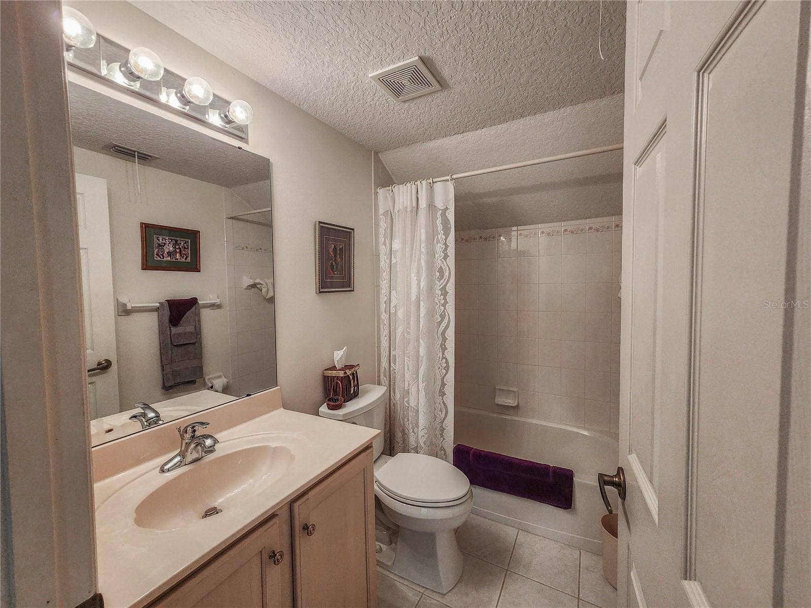 1308 WICKLOW LANE, Ormond Beach, FL 32174 1308 WICKLOW LANE, Ormond Beach, FL 32174