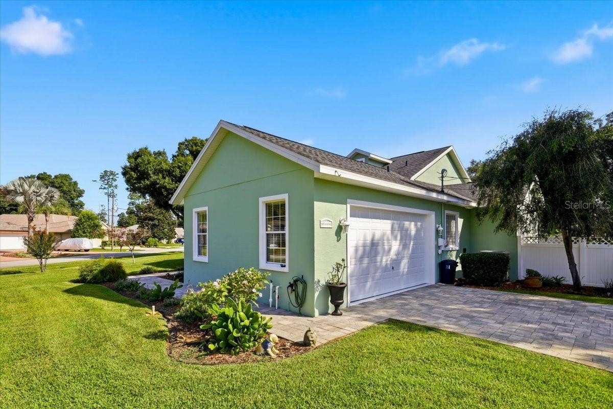 54 EDITH POPE DRIVE, Palm Coast, FL 32164