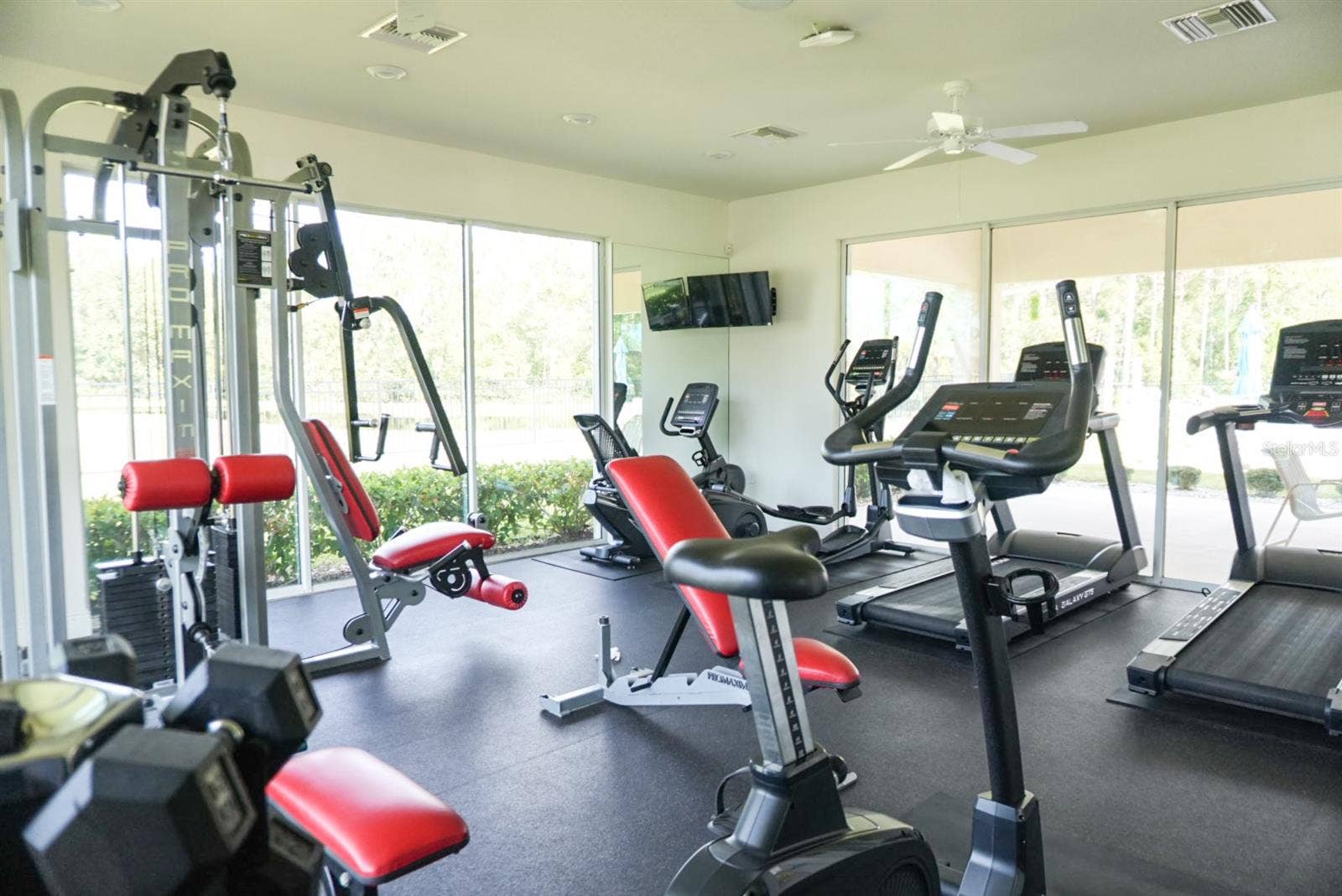 6 FOX LAIR COURT, Ormond Beach, FL 32174 6 FOX LAIR COURT, Ormond Beach, FL 32174