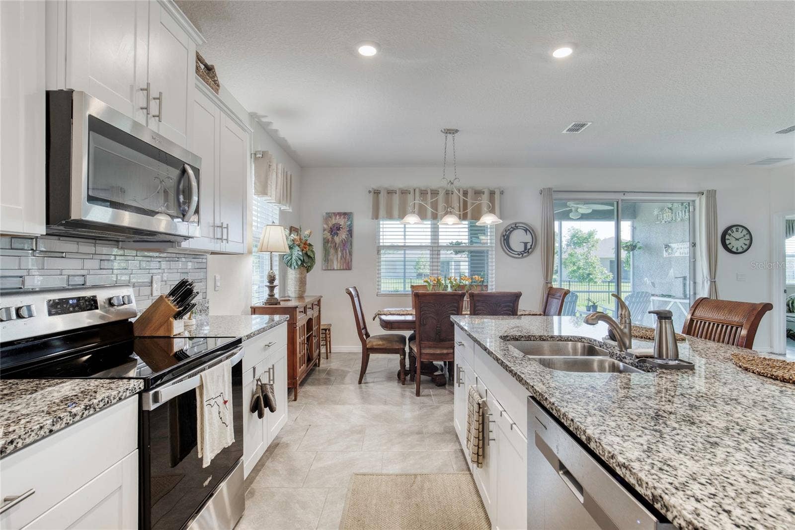 6 FOX LAIR COURT, Ormond Beach, FL 32174 6 FOX LAIR COURT, Ormond Beach, FL 32174