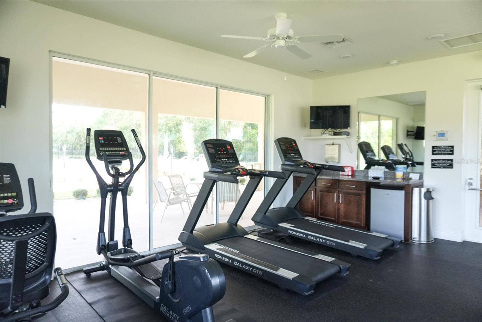 6 FOX LAIR COURT, Ormond Beach, FL 32174 6 FOX LAIR COURT, Ormond Beach, FL 32174