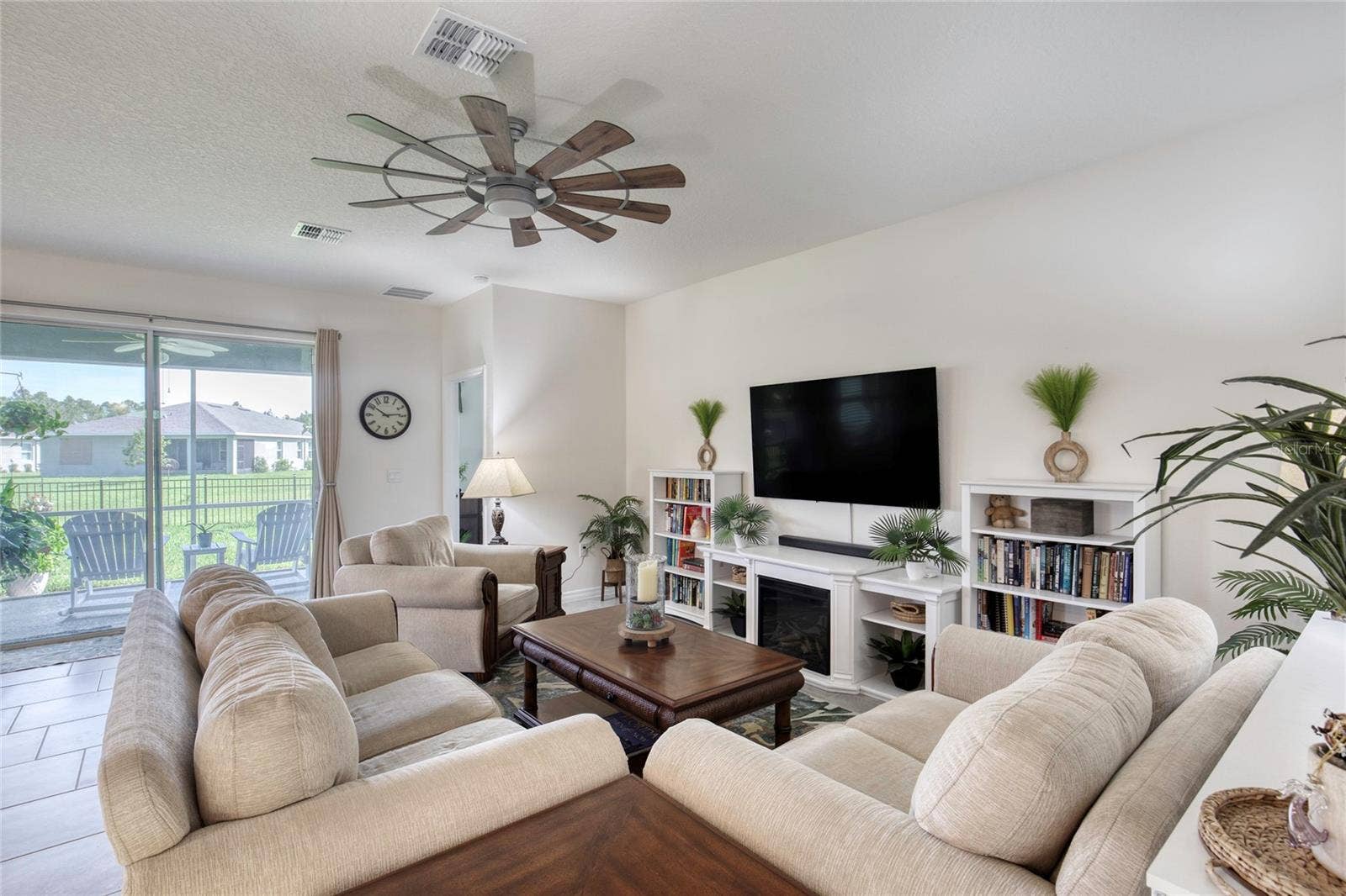 6 FOX LAIR COURT, Ormond Beach, FL 32174 6 FOX LAIR COURT, Ormond Beach, FL 32174