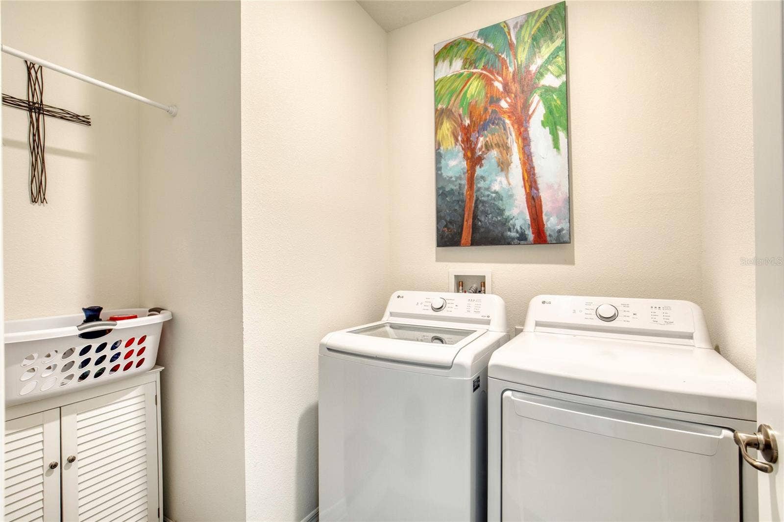6 FOX LAIR COURT, Ormond Beach, FL 32174 6 FOX LAIR COURT, Ormond Beach, FL 32174