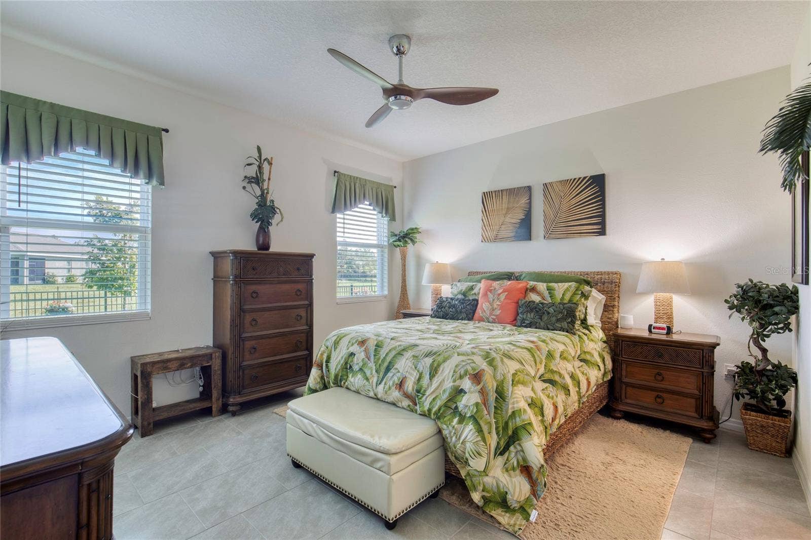 6 FOX LAIR COURT, Ormond Beach, FL 32174 6 FOX LAIR COURT, Ormond Beach, FL 32174