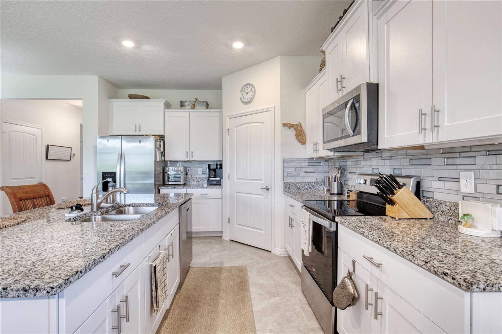 6 FOX LAIR COURT, Ormond Beach, FL 32174 6 FOX LAIR COURT, Ormond Beach, FL 32174