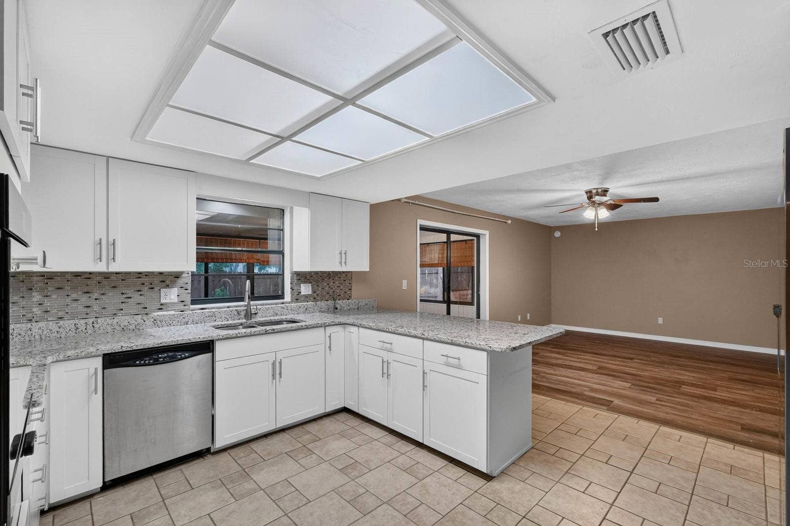 475 WOODSTOCK DRIVE, Port Orange, FL 32127 475 WOODSTOCK DRIVE, Port Orange, FL 32127