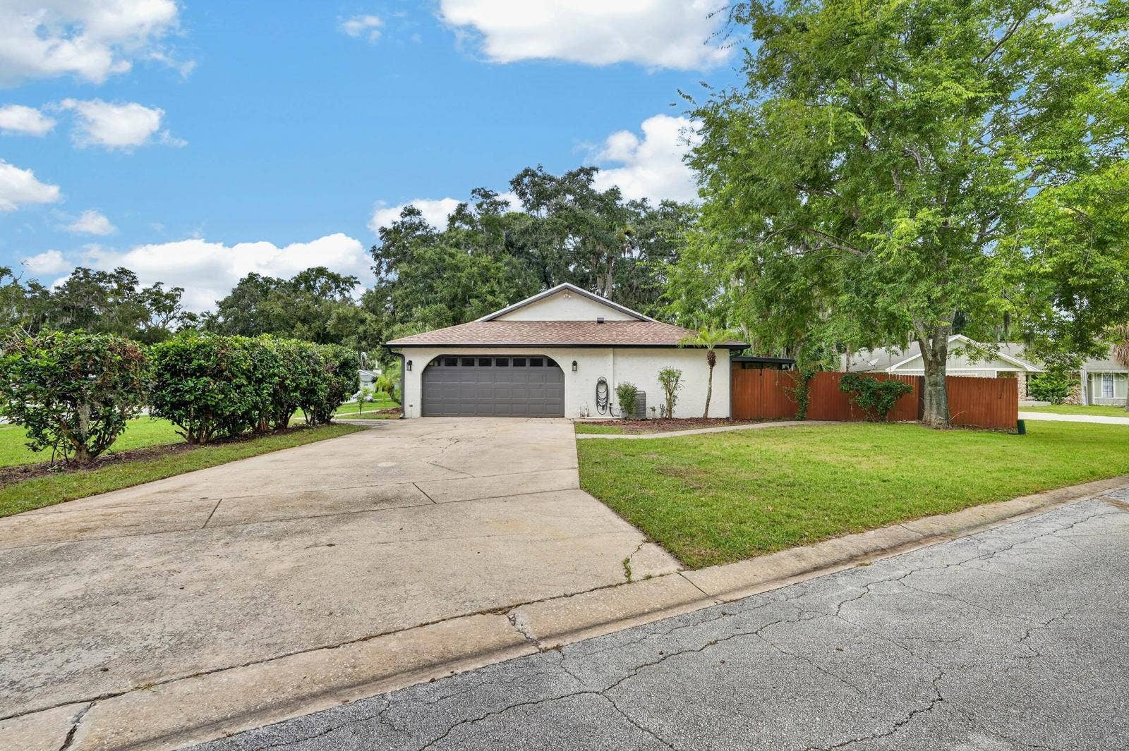 475 WOODSTOCK DRIVE, Port Orange, FL 32127 475 WOODSTOCK DRIVE, Port Orange, FL 32127
