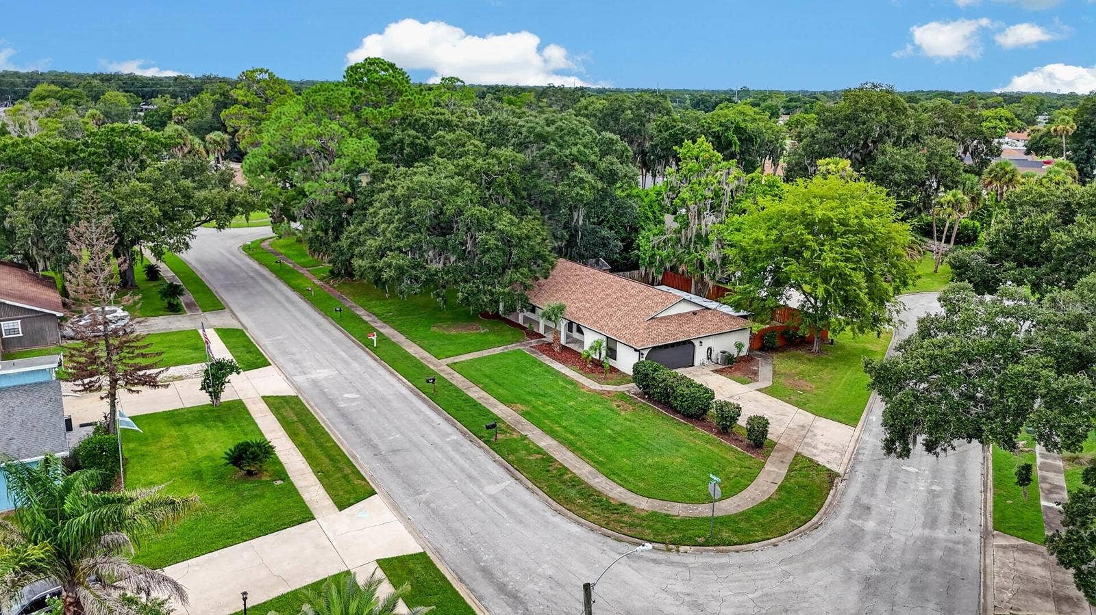 475 WOODSTOCK DRIVE, Port Orange, FL 32127 475 WOODSTOCK DRIVE, Port Orange, FL 32127