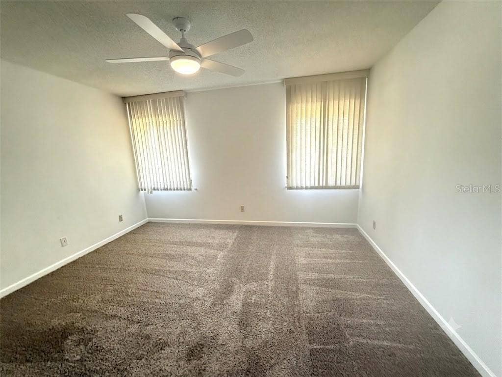 UNSTAGED GUEST BEDROOM