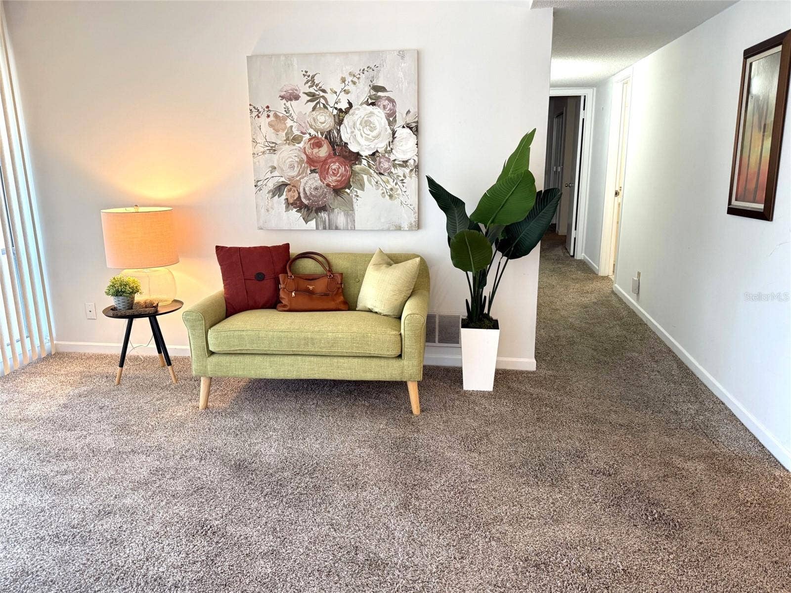 CARPETED LIVING AREA