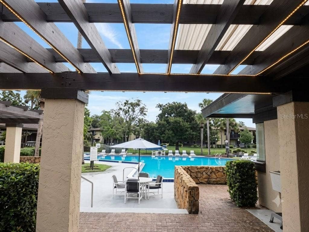 ONE OF THE LARGEST POOLS IN PALM COAST