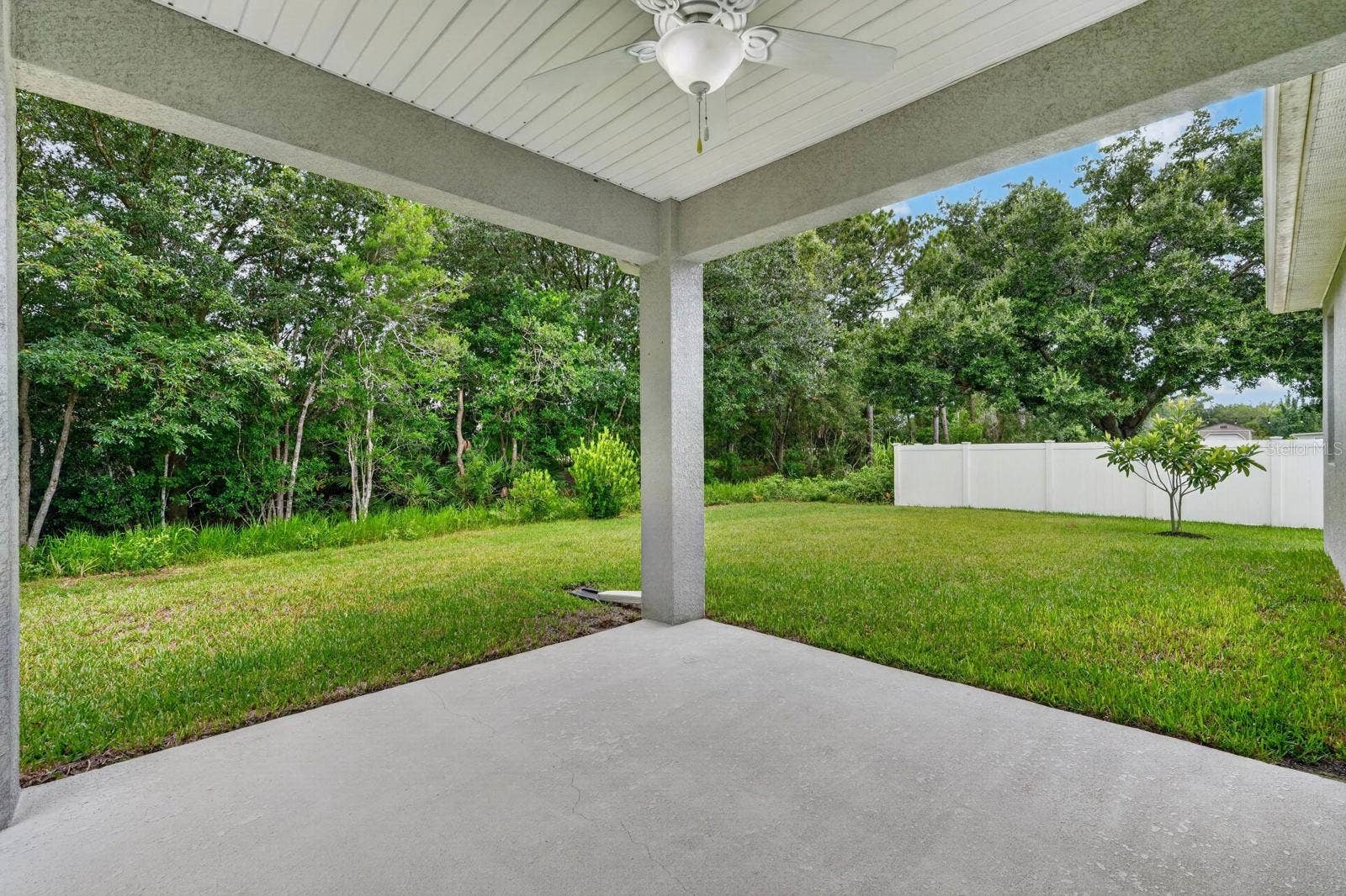 23 BUD FIELD DRIVE, Palm Coast, FL 32137 covered patio