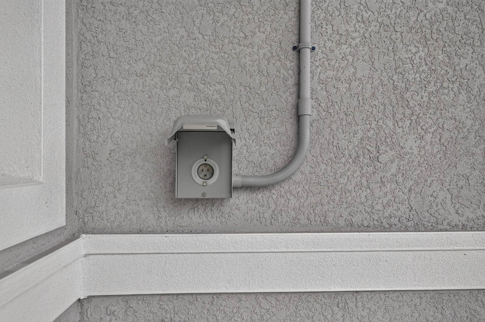 23 BUD FIELD DRIVE, Palm Coast, FL 32137 generator connection
