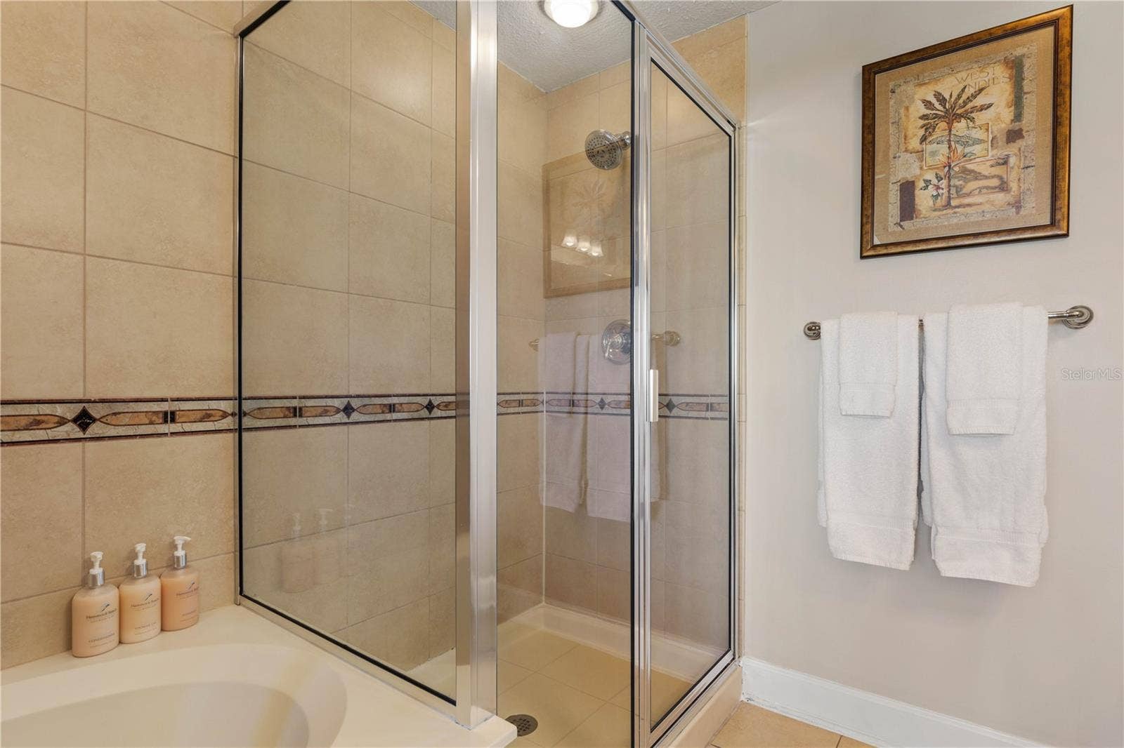 200 OCEAN CREST DRIVE, #617, Palm Coast, FL 32137 200 OCEAN CREST DRIVE, #617, Palm Coast, FL 32137