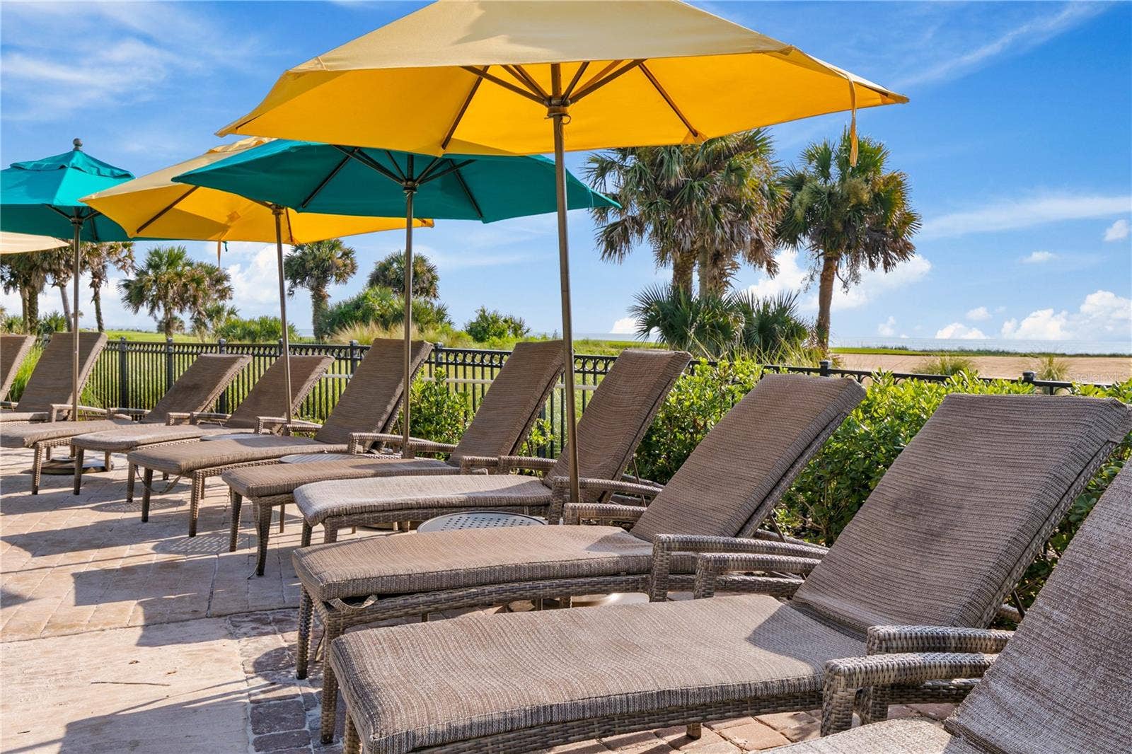 200 OCEAN CREST DRIVE, #617, Palm Coast, FL 32137 200 OCEAN CREST DRIVE, #617, Palm Coast, FL 32137