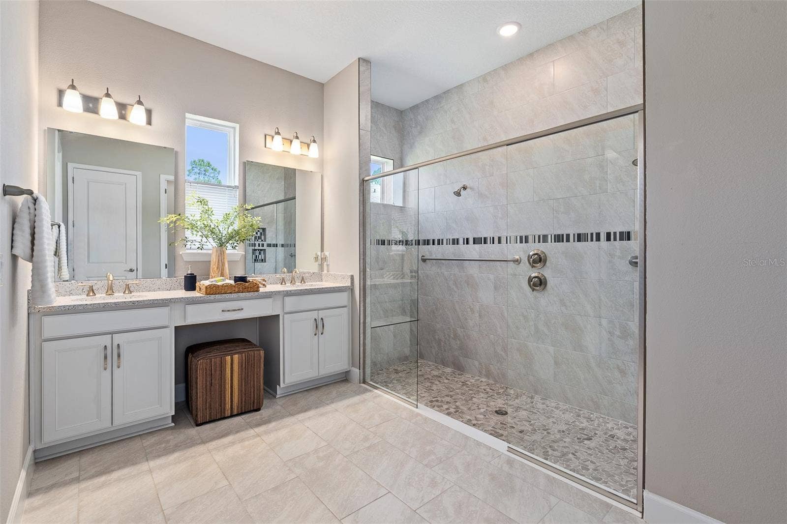 83 REVERIE DRIVE N, Palm Coast, FL 32137 83 REVERIE DRIVE N, Palm Coast, FL 32137