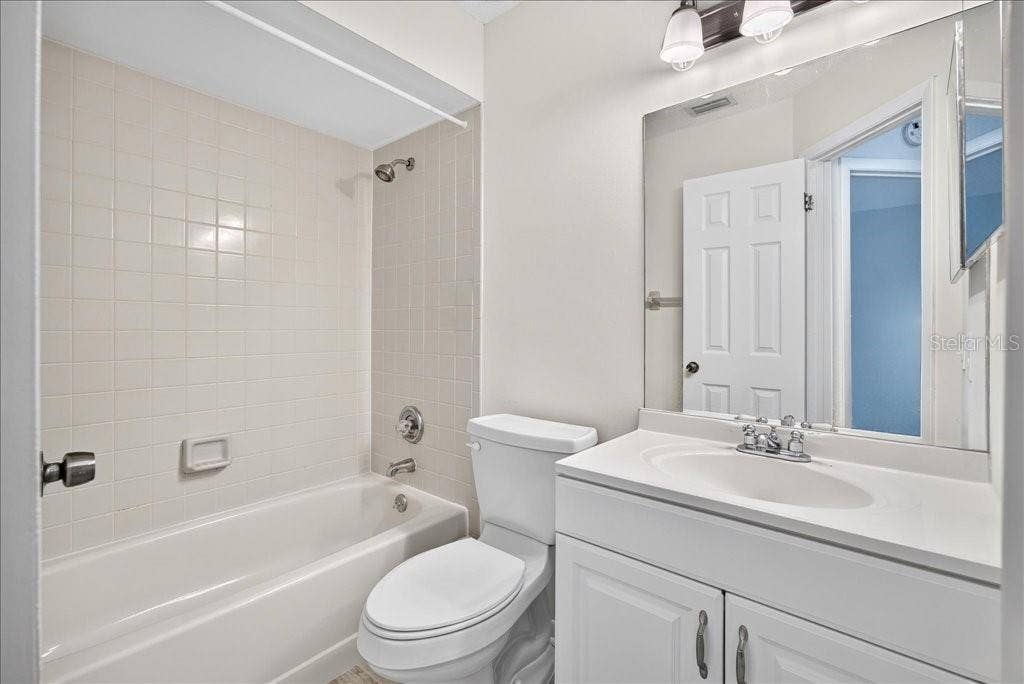 22 OXFORD LANE, #22, Palm Coast, FL 32137