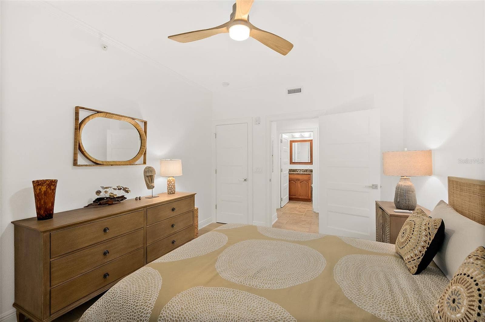 146 PALM COAST RESORT BOULEVARD, #409, Palm Coast, FL 32137