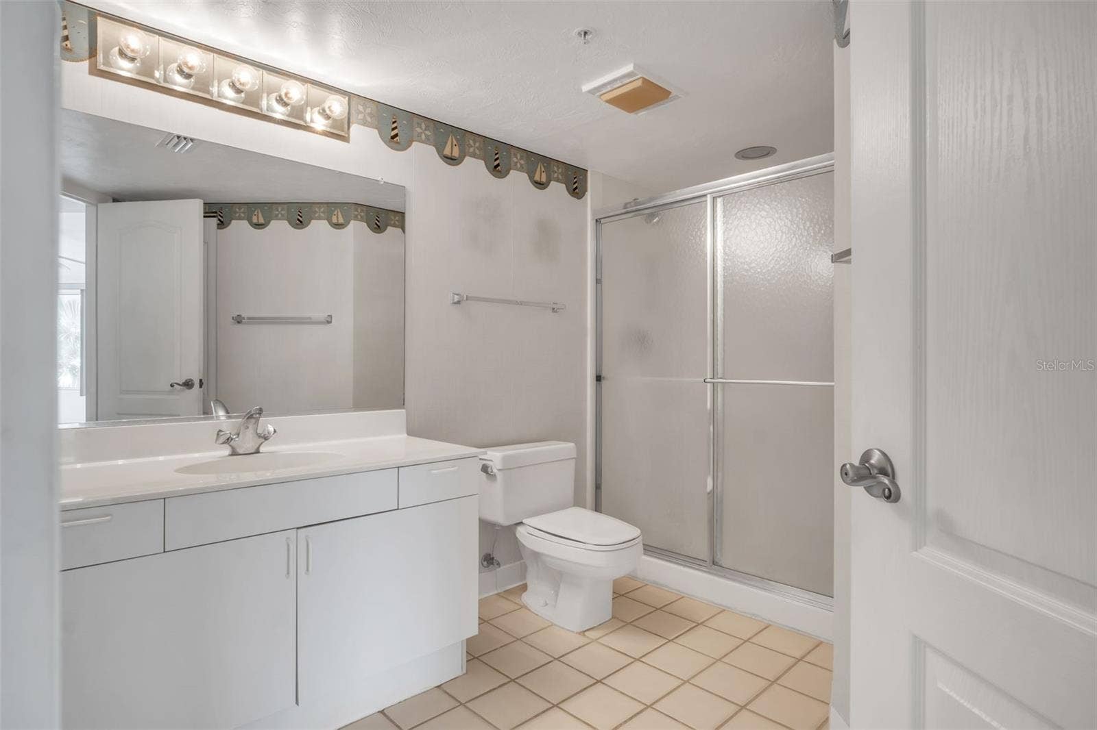 3 OCEANS BOULEVARD W, #2D4, Daytona Beach, FL 32118