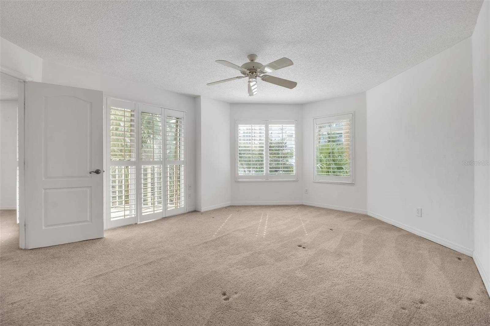 3 OCEANS BOULEVARD W, #2D4, Daytona Beach, FL 32118