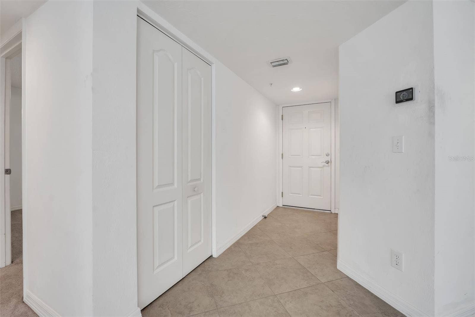 3 OCEANS BOULEVARD W, #2D4, Daytona Beach, FL 32118