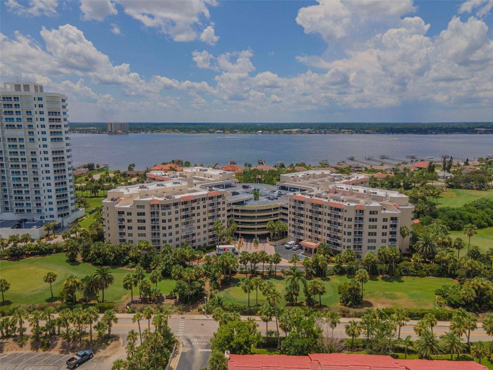 3 OCEANS BOULEVARD W, #2D4, Daytona Beach, FL 32118