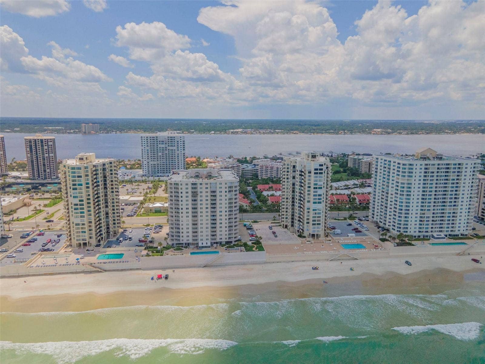 3 OCEANS BOULEVARD W, #2D4, Daytona Beach, FL 32118