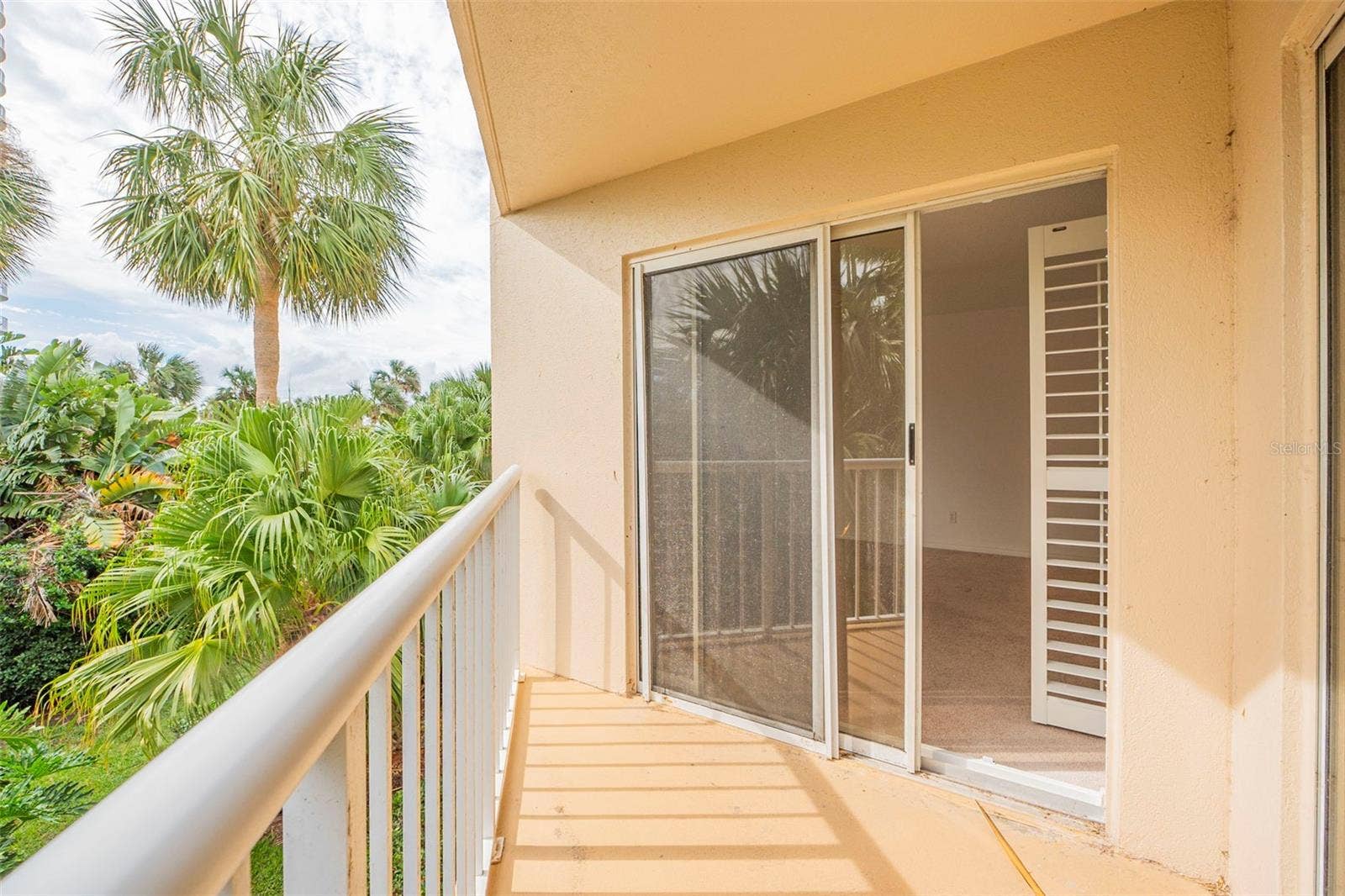 3 OCEANS BOULEVARD W, #2D4, Daytona Beach, FL 32118
