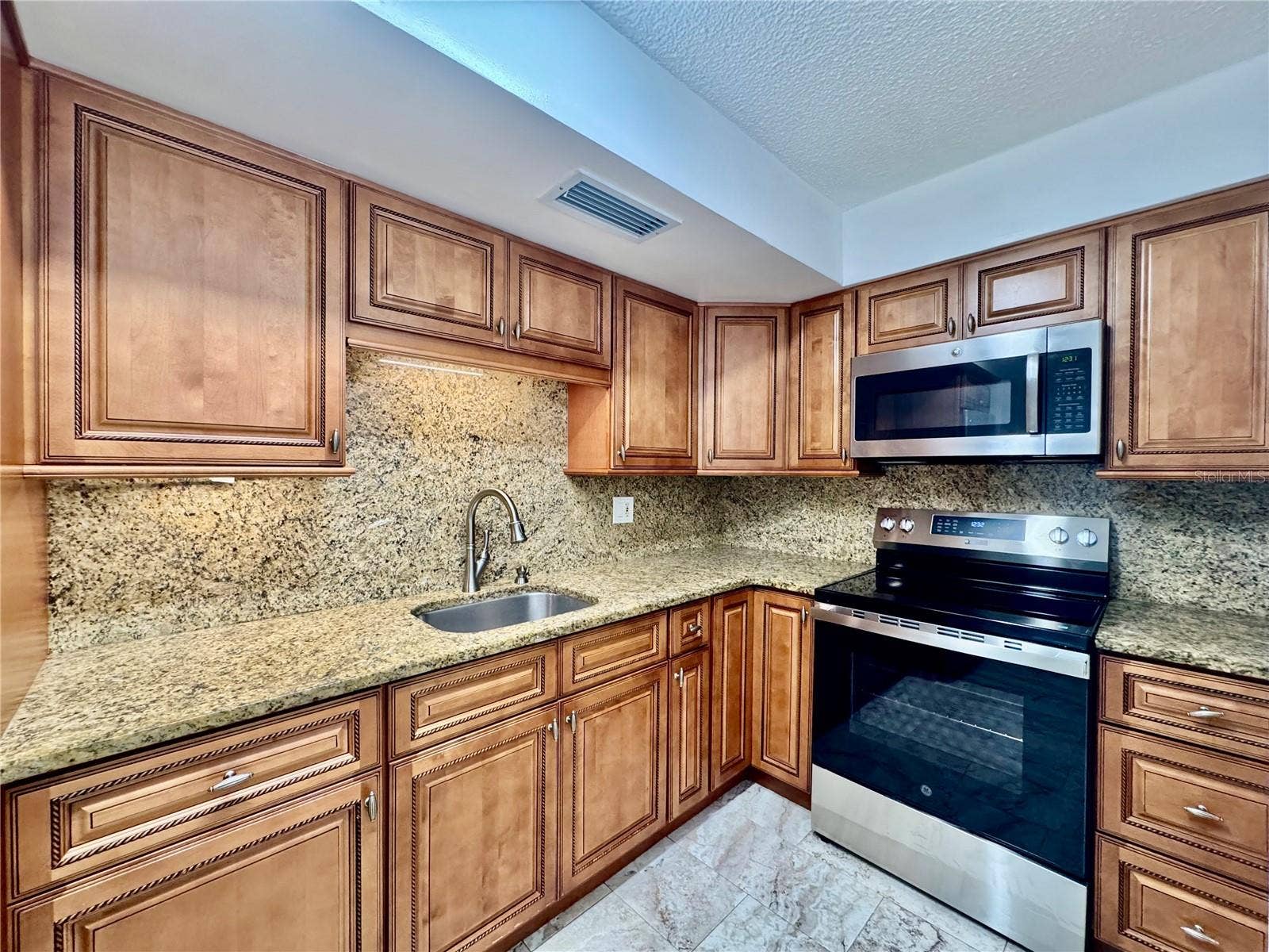 2727 N ATLANTIC AVENUE, #110, Daytona Beach, FL 32118 2727 N ATLANTIC AVENUE, #110, Daytona Beach, FL 32118