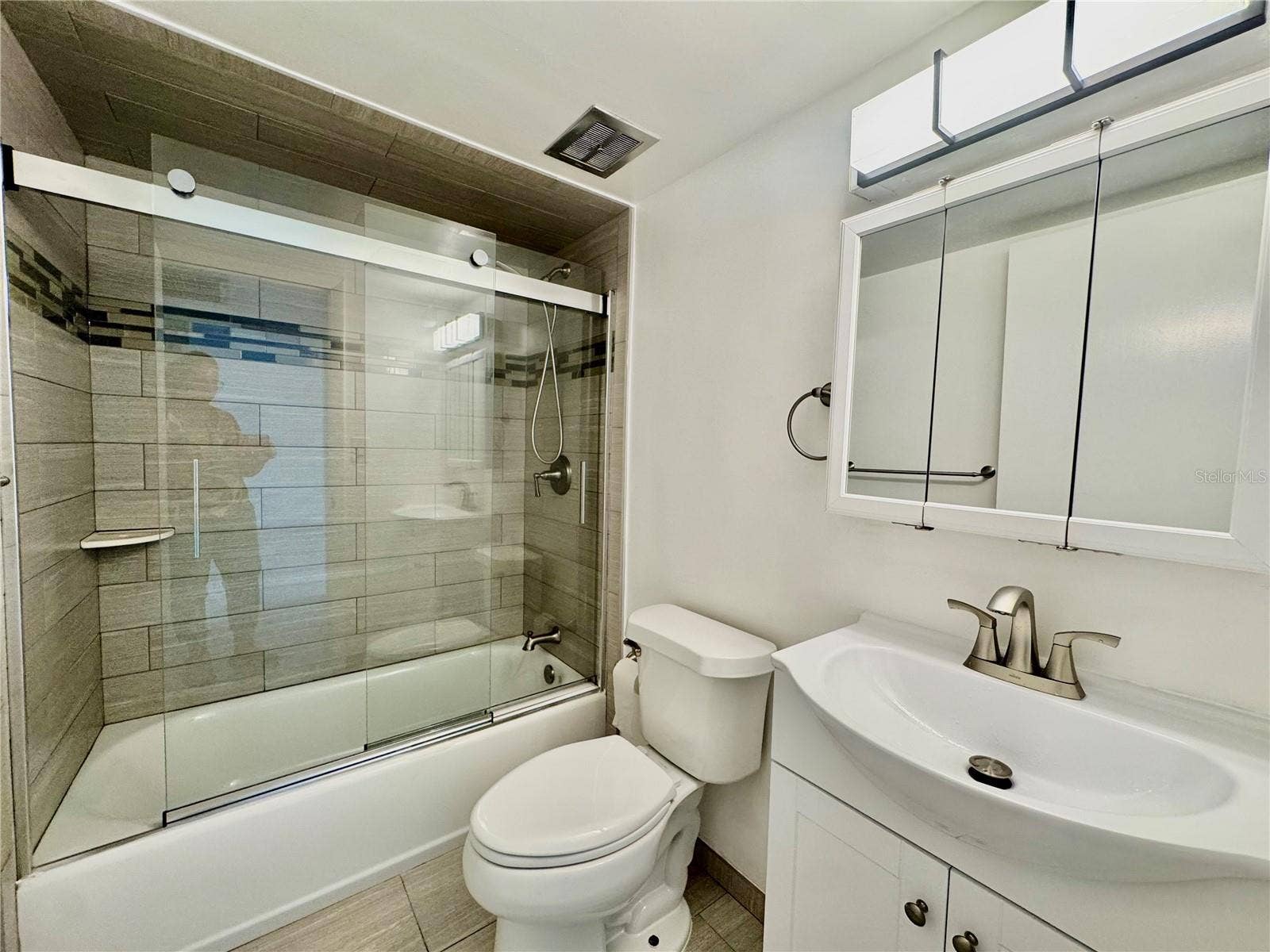 2727 N ATLANTIC AVENUE, #110, Daytona Beach, FL 32118 2727 N ATLANTIC AVENUE, #110, Daytona Beach, FL 32118