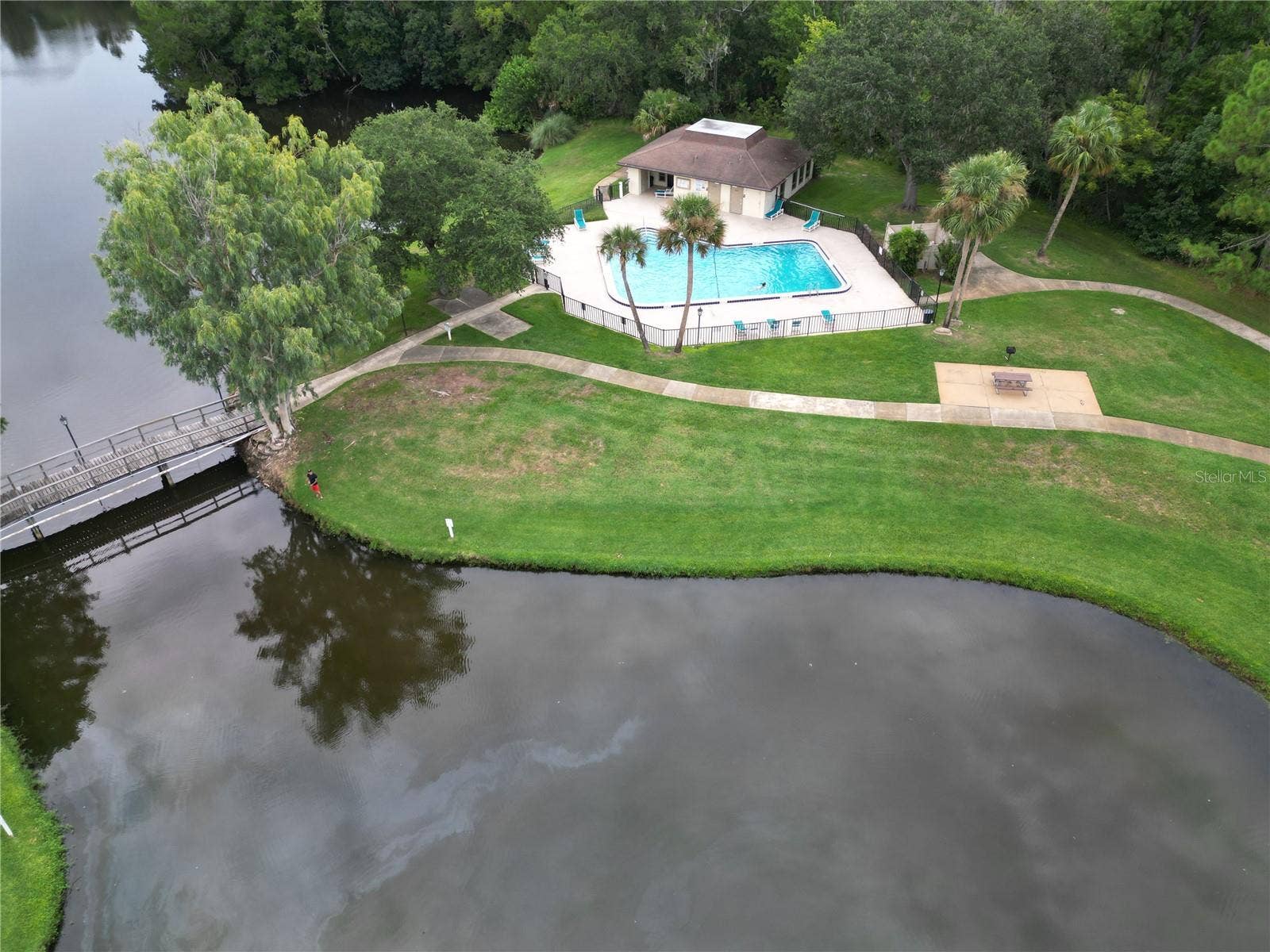 21 OAKWOOD PARK, Ormond Beach, FL 32174 21 OAKWOOD PARK, Ormond Beach, FL 32174
