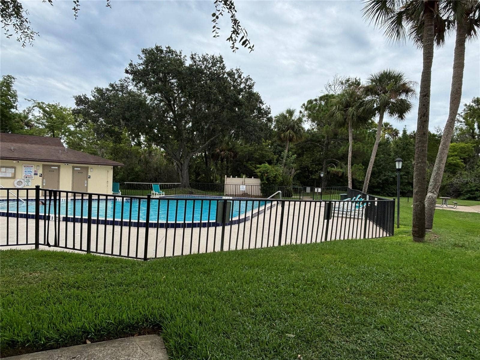 21 OAKWOOD PARK, Ormond Beach, FL 32174 21 OAKWOOD PARK, Ormond Beach, FL 32174