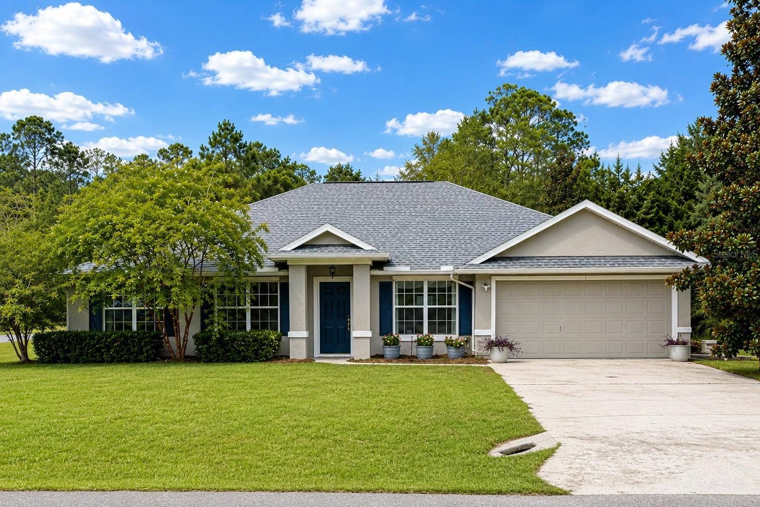 1 SLEEPING BEAUTY PLACE, Palm Coast, FL 32164 Home Front