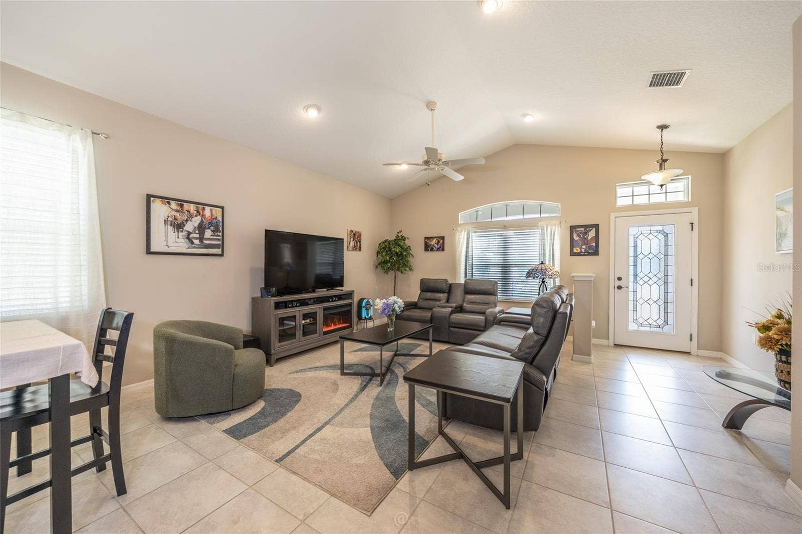 153 PARK PLACE CIRCLE, Palm Coast, FL 32164