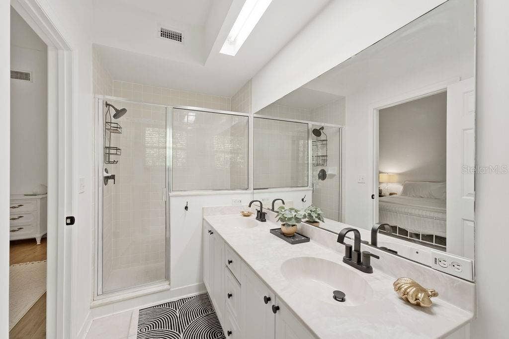 90 SAN JUAN DRIVE, #B202, Palm Coast, FL 32137 90 SAN JUAN DRIVE, #B202, Palm Coast, FL 32137